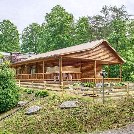 4 Bed 3 Bath Vacation Home In Bryson City Exterior photo