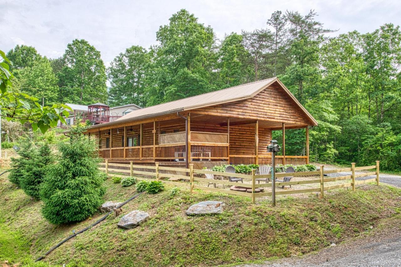 4 Bed 3 Bath Vacation Home In Bryson City Exterior photo